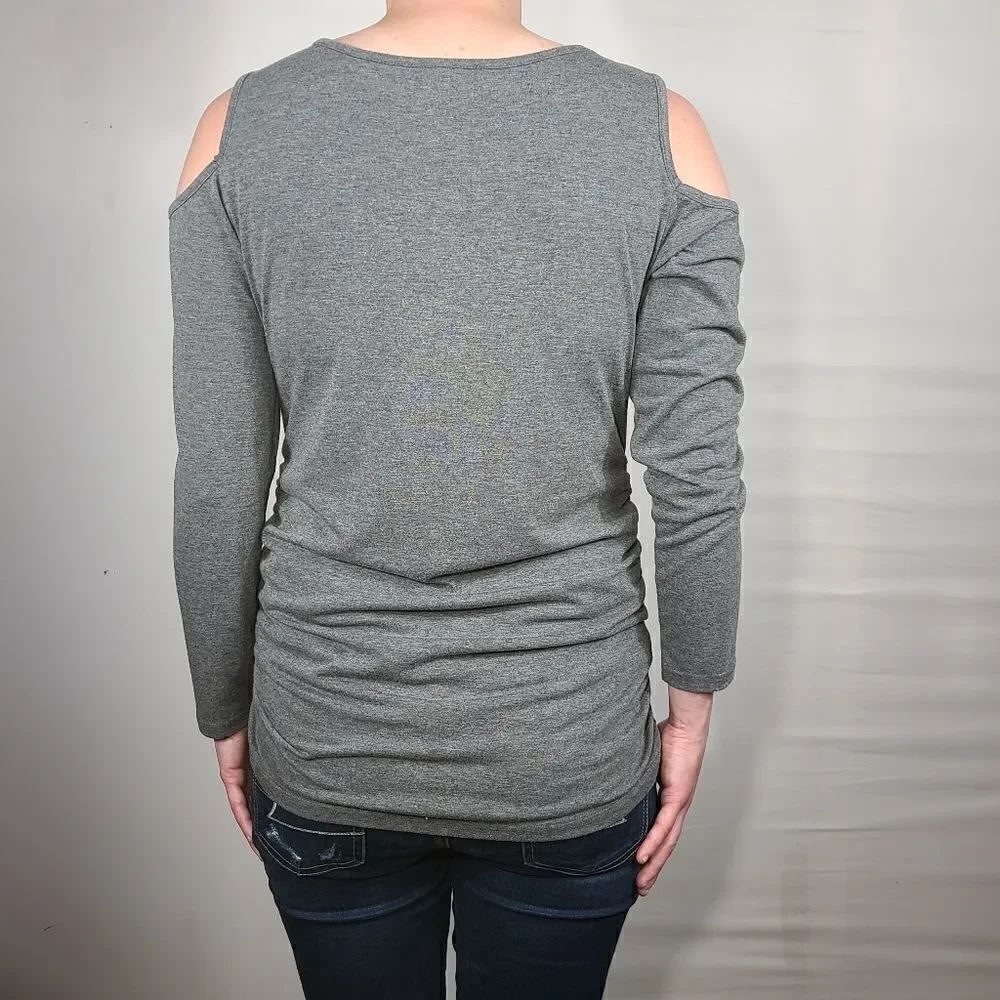 Gray Off The Shoulder Top - Picture 3 of 4